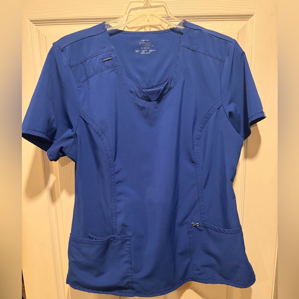 Cherokee Infinity scrub set